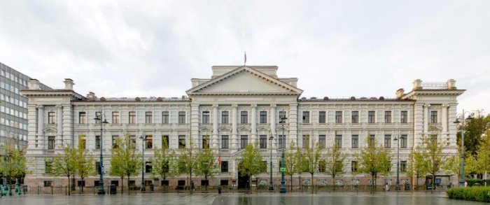 Skelbimas dėl kavinės patalpų nuomos